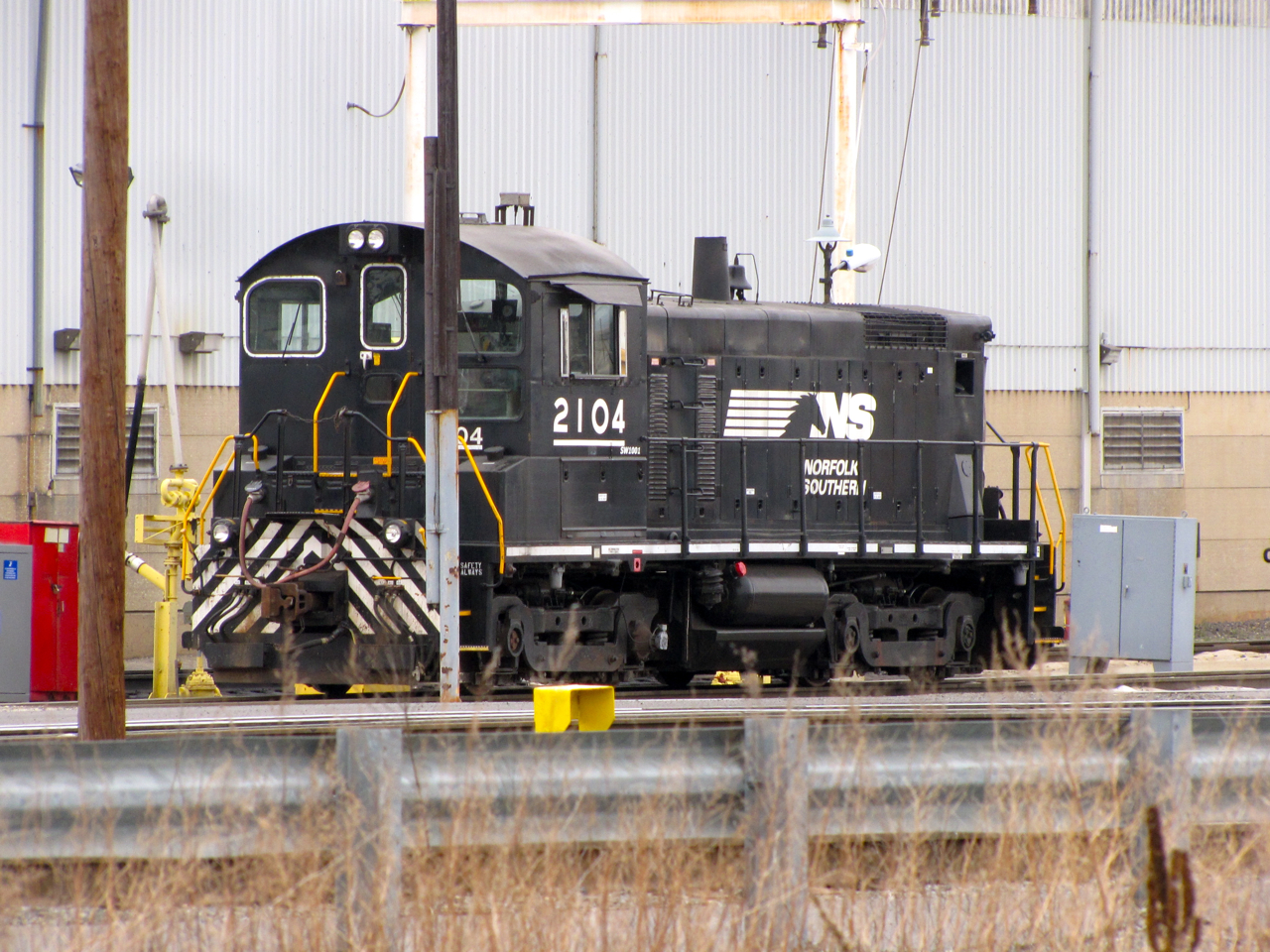 NS 2104